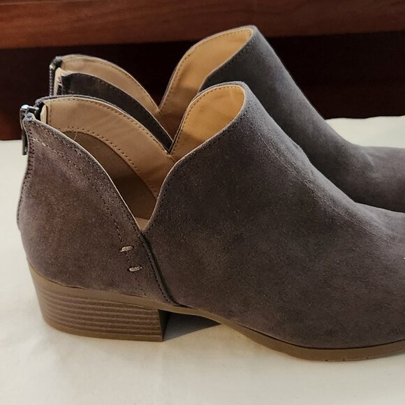 Kenneth Cole Reaction Shoes - Kenneth Cole Reaction booties sz 7.5 M Shifa Skip gray EUC